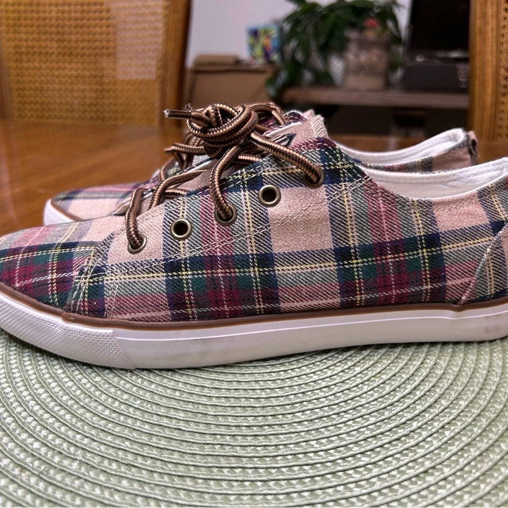 Plaid Pink and Brown Women's Sneakers - Picture 7 of 9